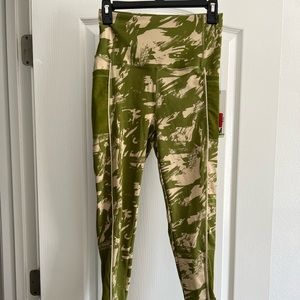 Nicole Miller Green Leggings SZ M